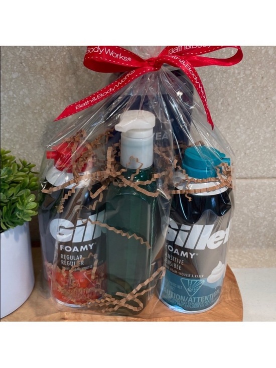 Gilette Other - Men’s Care Bath & Body Works Gift Set 4 Set